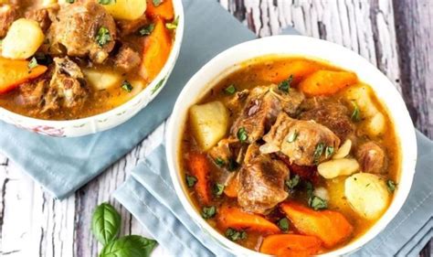 Scouse recipe: How to make lamb scouse | Scouse recipe, Recipes ...