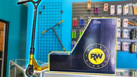 NITRO CIRCUS RYAN WILLIAMS SIGNATURE SCOOTER UNBOXING - YouTube