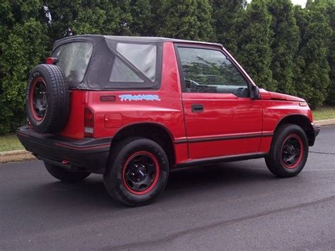 1994 Geo Tracker Convertible 4WD LSi 0-60 Times, Top Speed, Specs ...