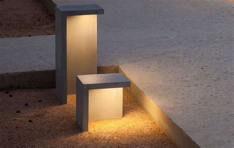 LED Bollard Lights: The Definitive Guide – Upward Lighting: Outdoor Architectural Led Lighting ...