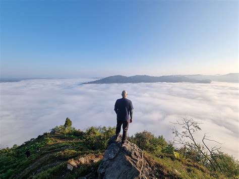 Witness the Breathtaking Nongjrong Village Sunrise