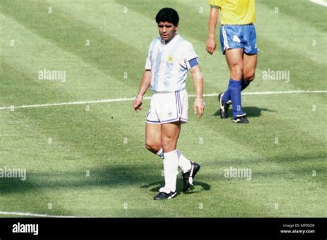 Maradona world cup 1990 hi-res stock photography and images - Alamy