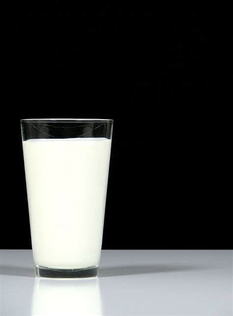 The 5 Healthiest Dairy-Free Milk Alternatives | Yuri Elkaim