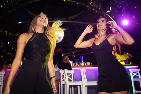 Luxury Nightclub and Bar in Abu Dhabi – SAX CLUB