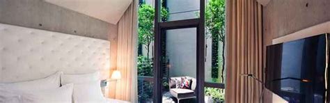 5 Hotels With Balcony In Singapore For You To Chill Out!