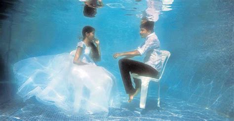 Underwater wedding photo shoot; the latest trend | Lifestyle News | English Manorama