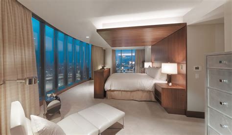 These are San Francisco's Most Exclusive Hotel Suites | Modern hotel room, Bed linens luxury ...