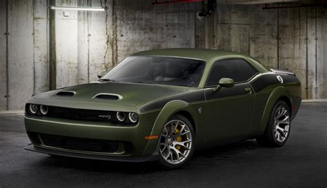 Preview: 2022 Dodge Challenger soldiers on with minor updates