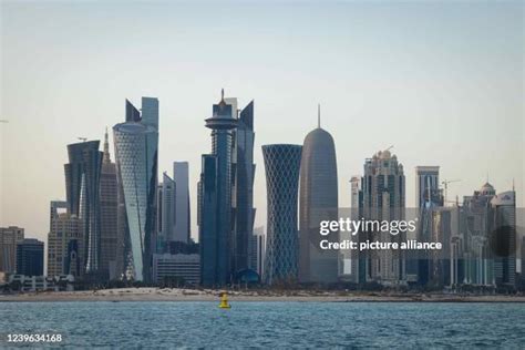 3,113 Qatar Skyscrapers Stock Photos, High-Res Pictures, and Images ...