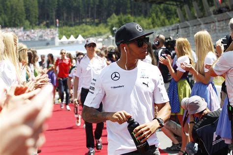 Lewis Hamilton on his team-mate, and other things - BizNews.com