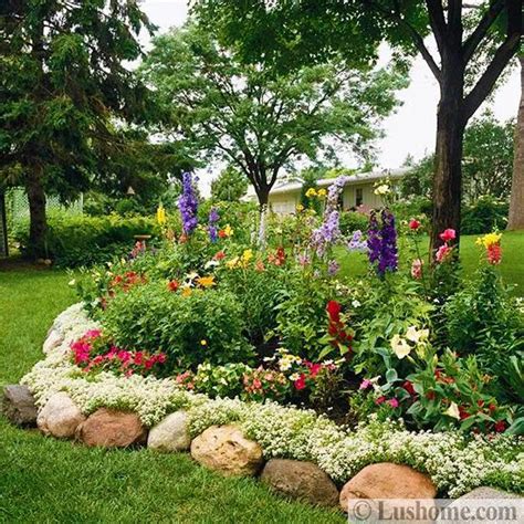 Island Bed Design Ideas Adding Interest to Yard Landscaping