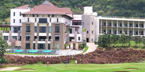 Golf Club Memberships | Golf Club and Courses at Oxford Golf Resort