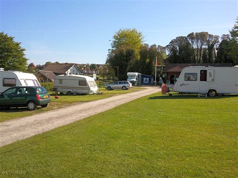 Salisbury Camping and Caravanning Club Site, Salisbury - Pitchup®