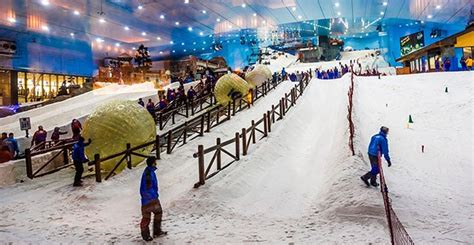 Ski Dubai - The largest indoor ski slope in the world