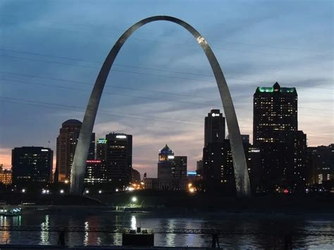 17 Dazzling Famous Landmarks In The Midwest Region | Kidadl