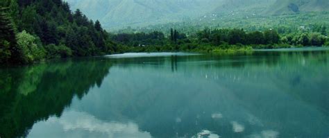 The Amazing World: Wular Lake (One of the largest fresh water lakes in Asia), Bandipora, Jammu ...