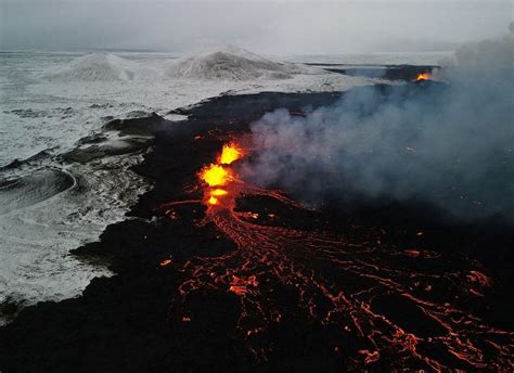 Lava flows from Iceland volcano continues to decrease – ThePrint ...