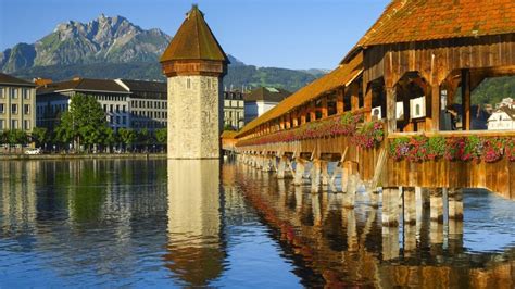 Luzerner Wahrzeichen - Das Image der Kapellbrücke früher? Unattraktiv und stinkend - News - SRF