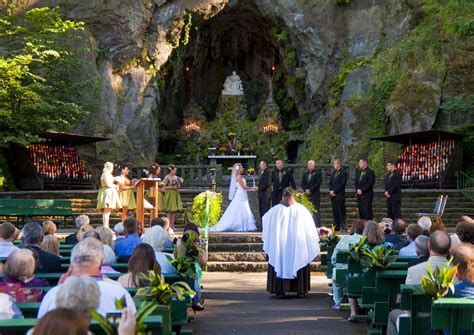 So magical. The Grotto. Portland, OR. | Portland oregon wedding ...