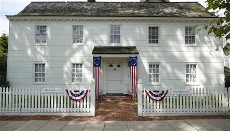 Raynham Hall Museum (Oyster Bay) - 2020 All You Need to Know BEFORE You Go (with Photos ...