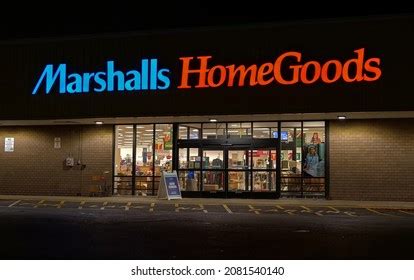 Marshalls Home Goods Retail Store Saugus Stock Photo 2081540140 ...