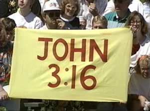 John 3:16 | Fans holding up a religious sign | WELS net | Flickr
