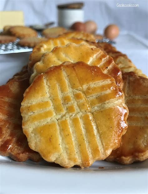 Galettes bretonnes avec une petite pointe de sel juste pour les rendre divines ! | Galette ...