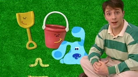 Watch Blue's Clues Season 1 Episode 13: Blue's Clues - The Grow Show! – Full show on Paramount Plus