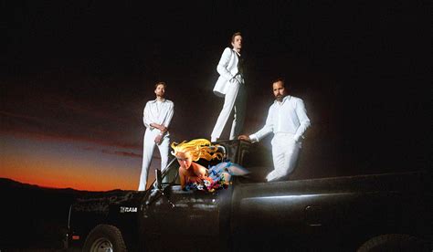 Pose with caution guys : r/TheKillers