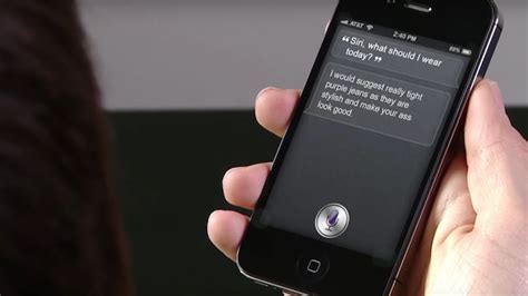 10 People Reveal What Siri Looks Like In Their Heads