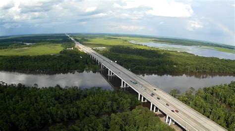 drone flight over sabine river at I-10 - YouTube