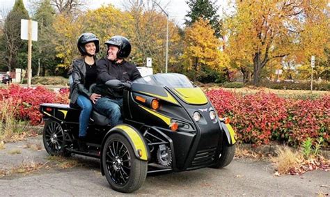 Arcimoto prototypes Roadster, the ultimate fun machine open-air electric road trike