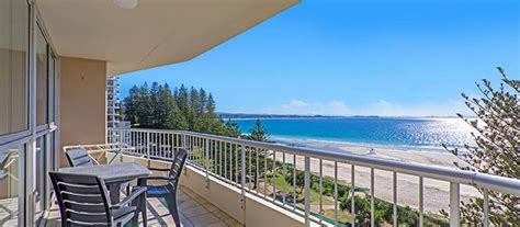 Beachfront Accommodation Coolangatta - Rainbow Place