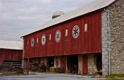 BERKS COUNTY PENNSYLVANIA - jeremystephan | Pennsylvania dutch, Barn signs, Barn