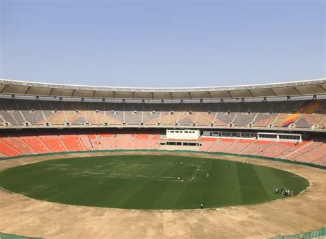 World’s Largest Cricket Stadium Opens in Ahmedabad | Informed ...