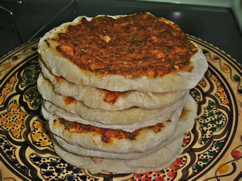 Maryam's Culinary Wonders: 336. Iraqi Meat Pies