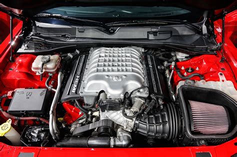 2018 Dodge Challenger SRT Demon engine 1 - Motor Trend en Español