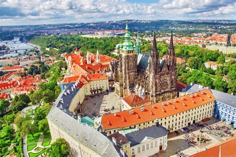 Prague in One Day Tour - Guided Sightseeing - Amazing Czechia