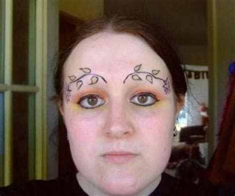 Weird Eyebrows (40 pics)