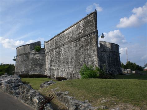 Tour of Nassau Historical Sites — International Field Studies, Inc.