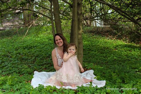 Mother-daughter photoshoot | Mayzan Photography | Flickr