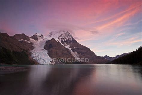 Sunset over Mount Robson and Berg Lake with Berg Glacier, Thompson Okanagan region, British ...