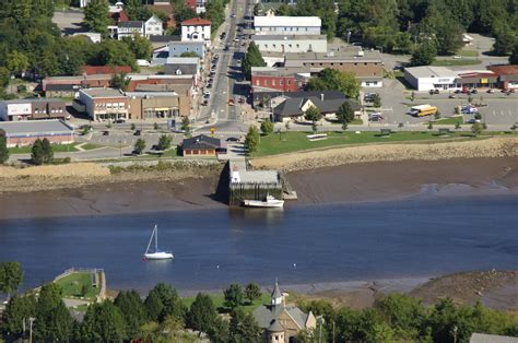 St Stephen Town Landing in St Stephen, NB, Canada - Marina Reviews ...