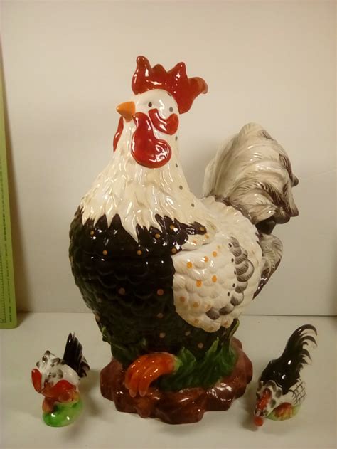 Large Rooster Ceramic Cookie Jar and Salt and Pepper Shakers - Etsy