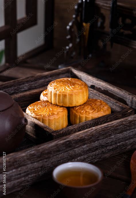 The traditional Chinese festival Mid-Autumn Festival food moon cake Stock Photo | Adobe Stock