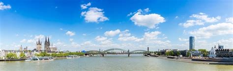 Premium Photo | Cologne city skyline panorama