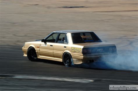 Cars, Cameras & Chronic Illness: Drifting Photo of the Day: Nissan R31 ...