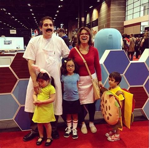 Adorable Bob’s Burgers Family Cosplay | Family cosplay, Bobs burgers, Cosplay