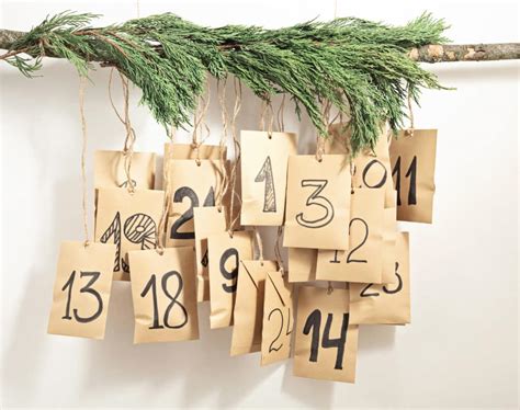 Make Advent an Event with an Advent Calendar | Joyful Messes