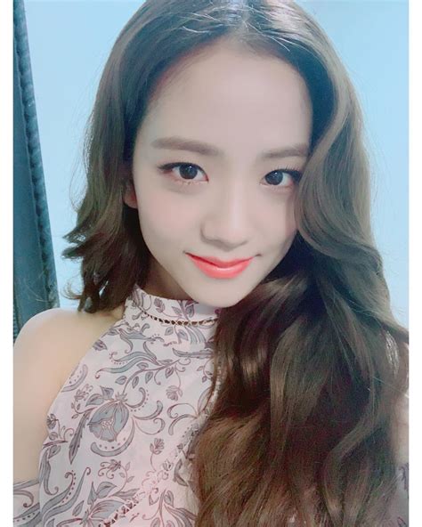 1-BLACKPINK Jisoo Instagram Photo 20 Nov 2018 Shopee